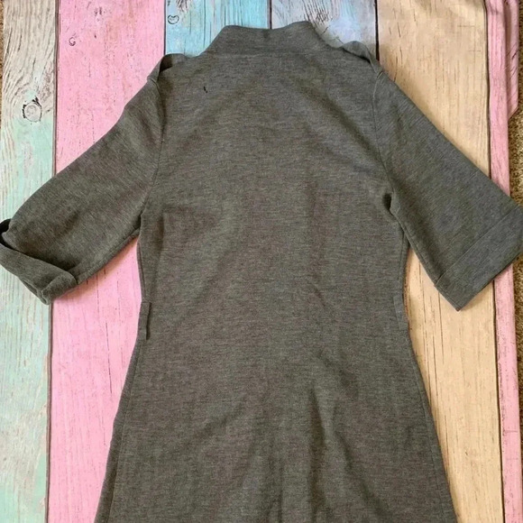 Gray extra fine merino wool short sleeve coat - Picture 6 of 7